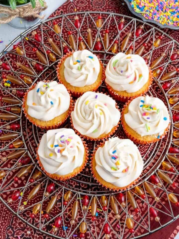 Muffins & Cupcakes post feature image